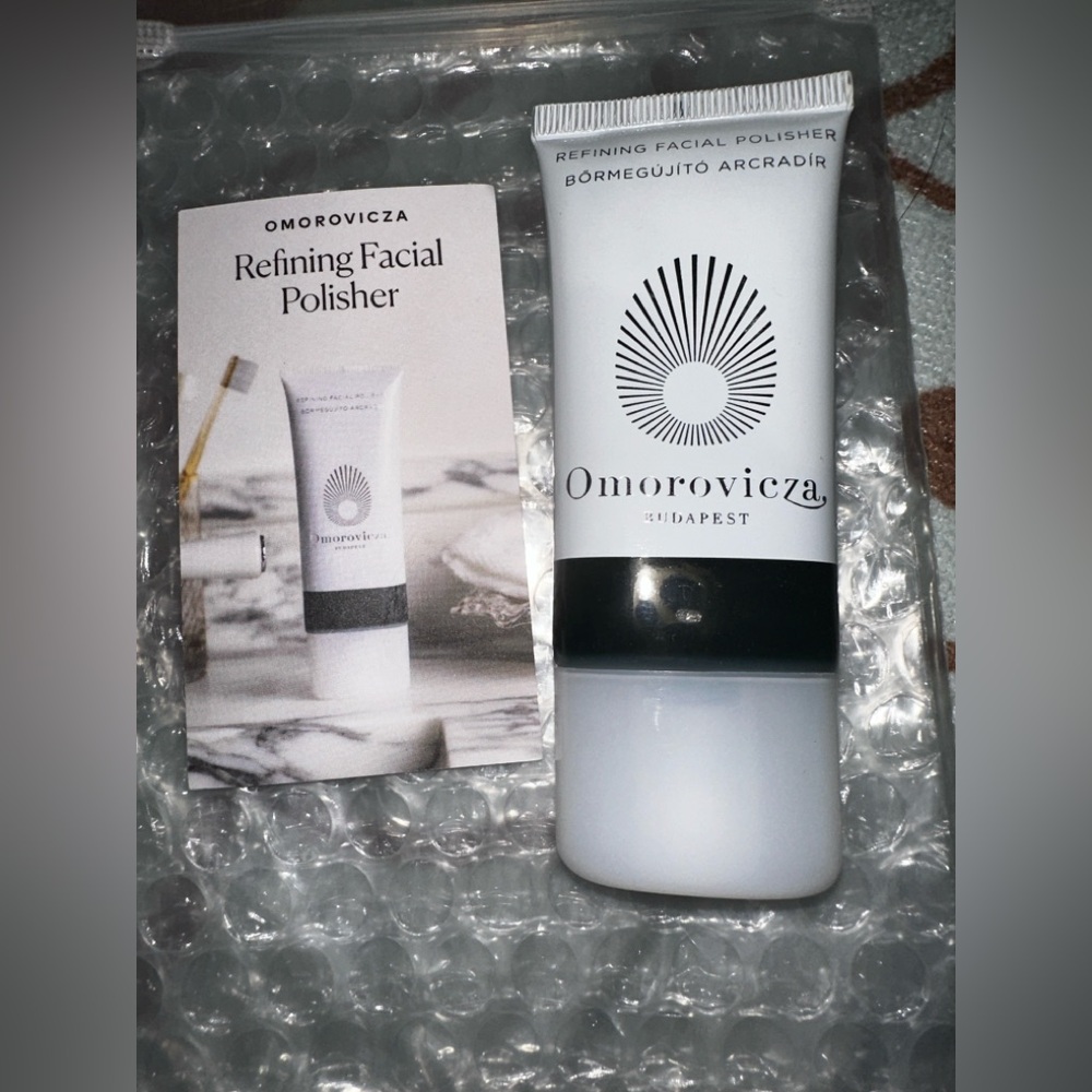 OMOROVICZA-Refining Facial Polisher. Mask, Facial Scrub